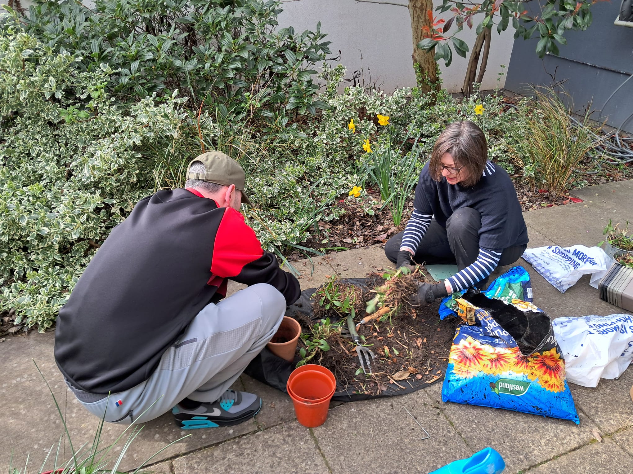 Midlothian Gardening group returns for spring